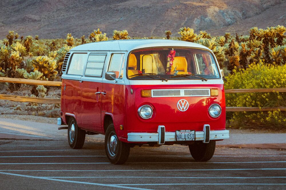 Alter VW Bus Wohnwagen mit Gasanlage
